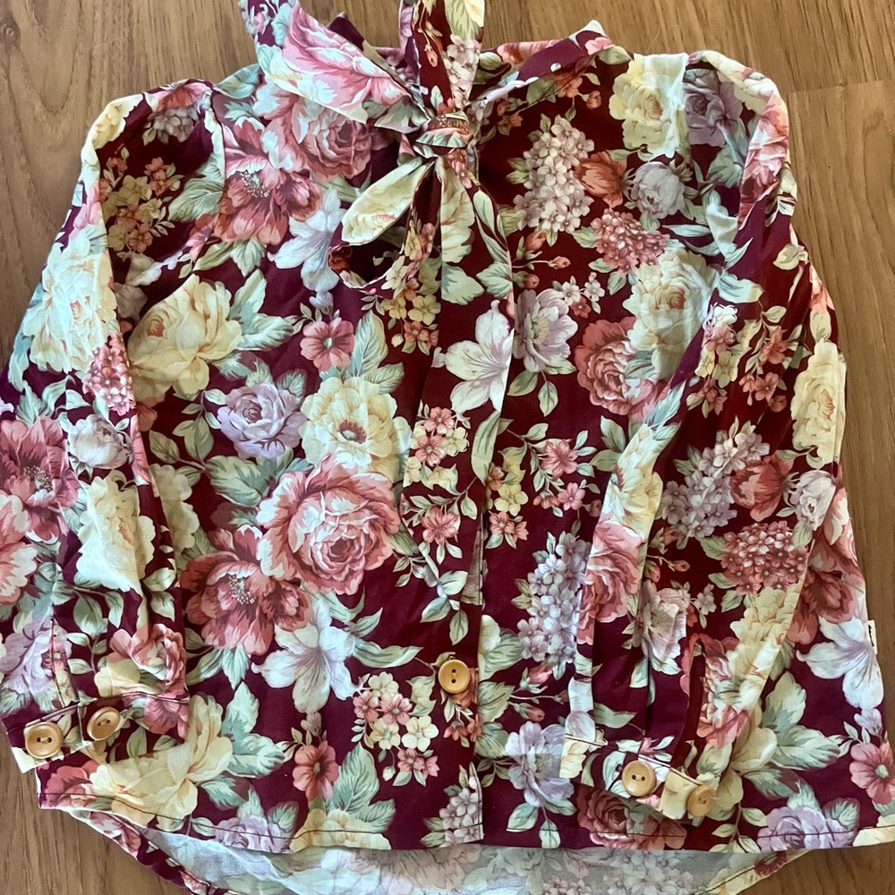 Lacey Lane Girls Floral Blouse – Size 4